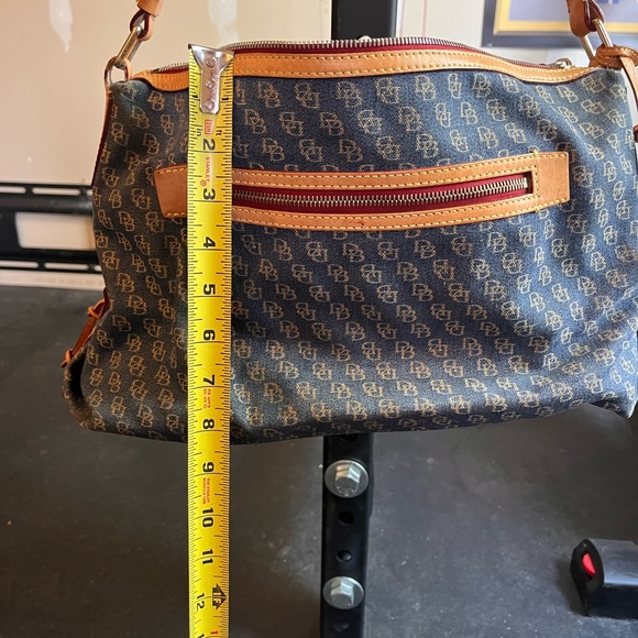 Dooney & Bourke Purse - Picture 3 of 7